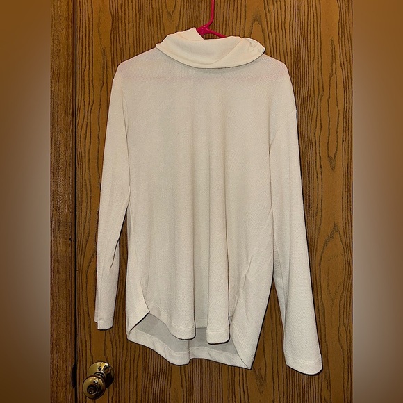 Women’s Columbia Long Sleeve Cream Turtleneck Button Up Neck Size Large - Picture 1 of 13